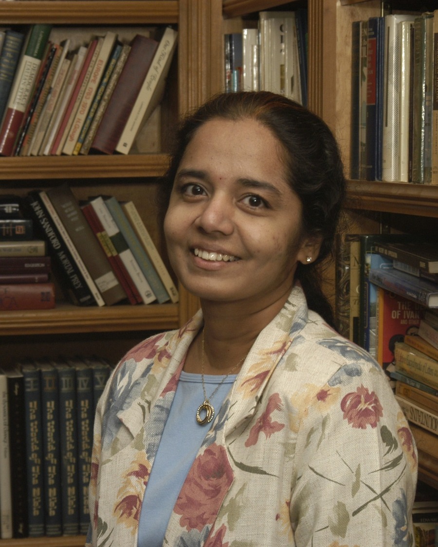 Portrait of Meena Viswanathan